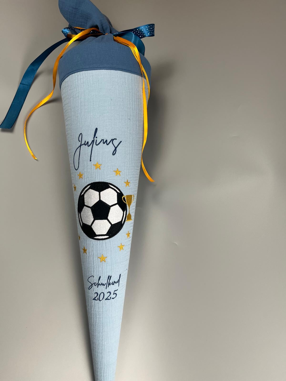 Schultüte - Fußball mit Sternen und Pokal